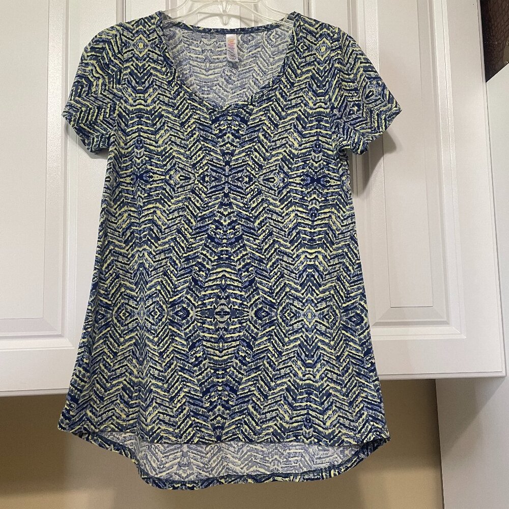 LuLaRoe Pullover Blouse XX Small Muted Blue & Yellow Retro Abstract High Low Hem